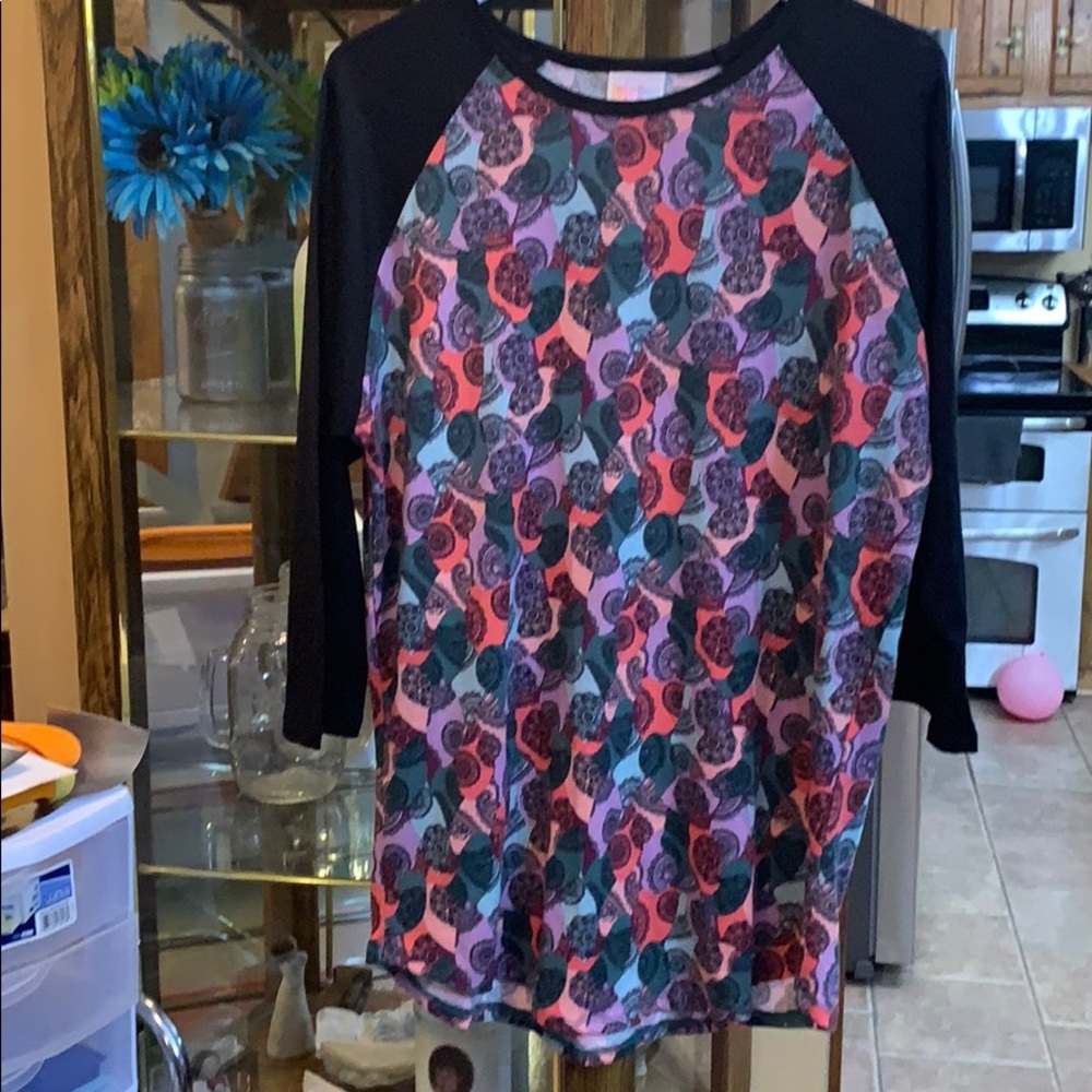 LuLaRoe shirt